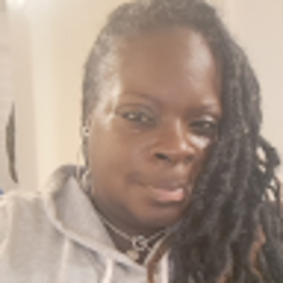 Meet your Posher, Michele - Picture 1 of 1